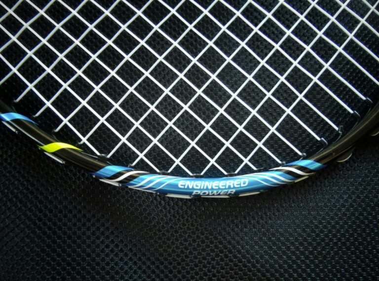 Finding the Perfect Fit: How to Choose the Right Tennis Racket for You